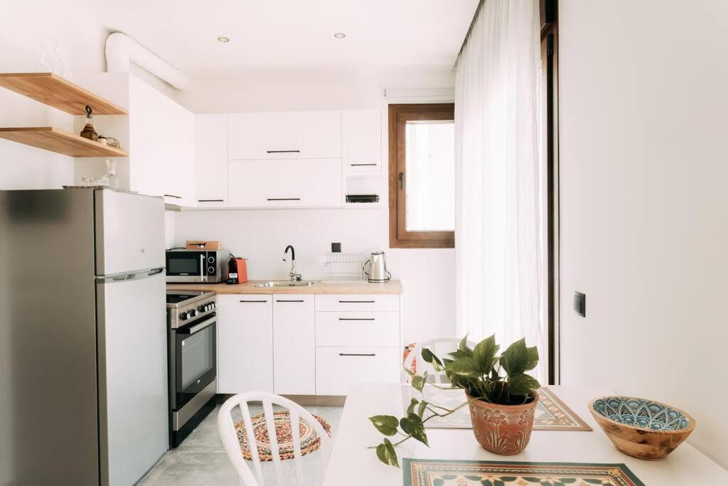 Glamorous Studio Near Center Heraklion  ภายนอก รูปภาพ